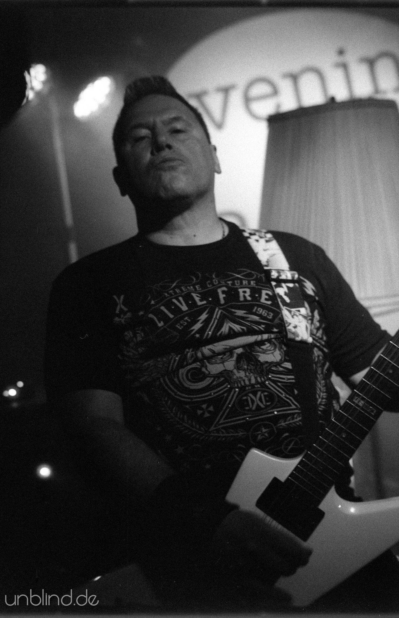 Vkl 2019 03 22 Leica M6 7Artisans 28 50 Foma 400 1600 scan0064